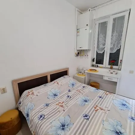 Pico Apartment *